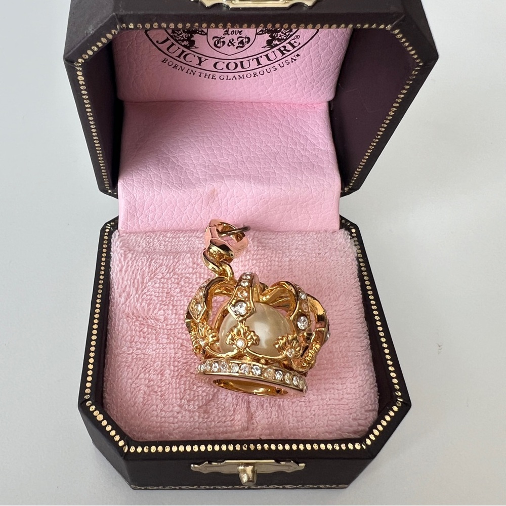 NWT Juicy Couture Gold Crown With Pearl Charm - Picture 3 of 9